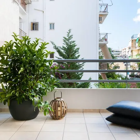 Apartment Ma Maison Nο 2, Luxury With Parking, Ultra High Speed Internet 200 Mbps, 15' To Acropolis By Metro, 1' From Metro Athen