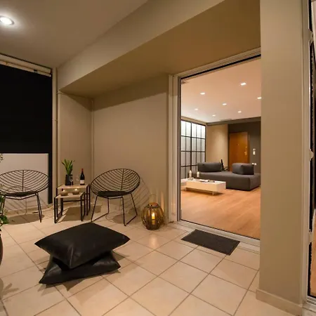 Ma Maison Nο 2, Luxury With Parking, Ultra High Speed Internet 200 Mbps, 15' To Acropolis By Metro, 1' From Metro Apartment