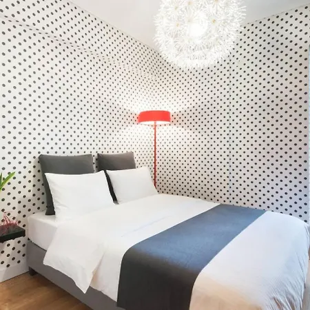 Ma Maison Nο 2, Luxury With Parking, Ultra High Speed Internet 200 Mbps, 15' To Acropolis By Metro, 1' From Metro Apartment Athen