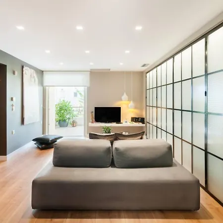 Ma Maison Nο 2, Luxury With Parking, Ultra High Speed Internet 200 Mbps, 15' To Acropolis By Metro, 1' From Metro Athen
